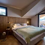 Dorf570 4*