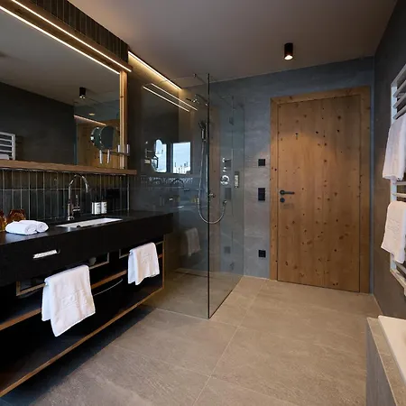 Dorf570 Aparthotel 4*